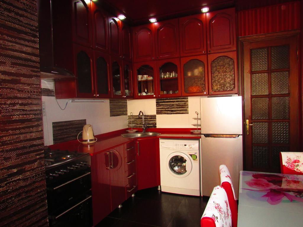 Apartment Irma Rustaveli 57 Μπατούμι Εξωτερικό φωτογραφία
