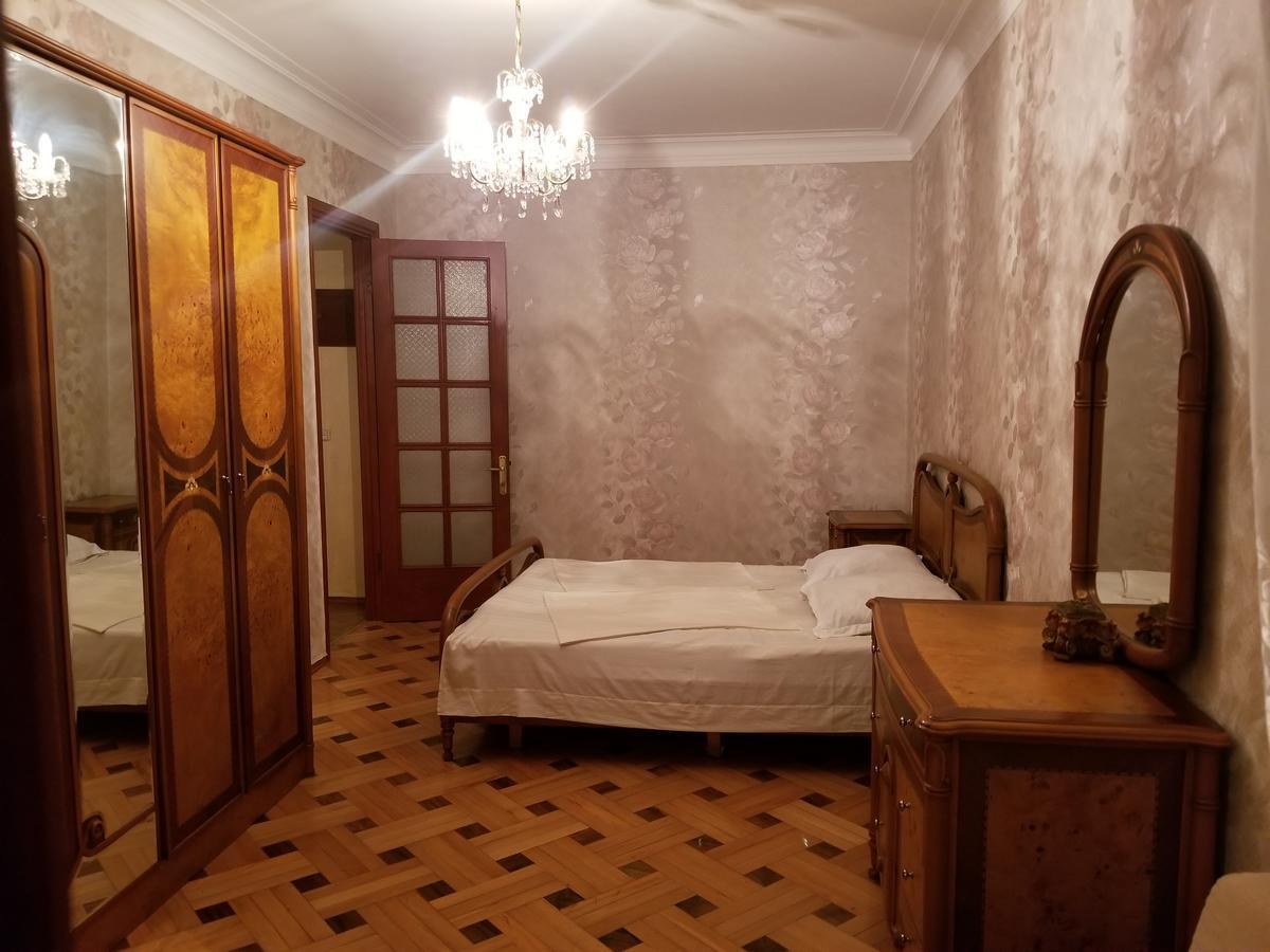 Apartment Irma Rustaveli 57 Μπατούμι Εξωτερικό φωτογραφία